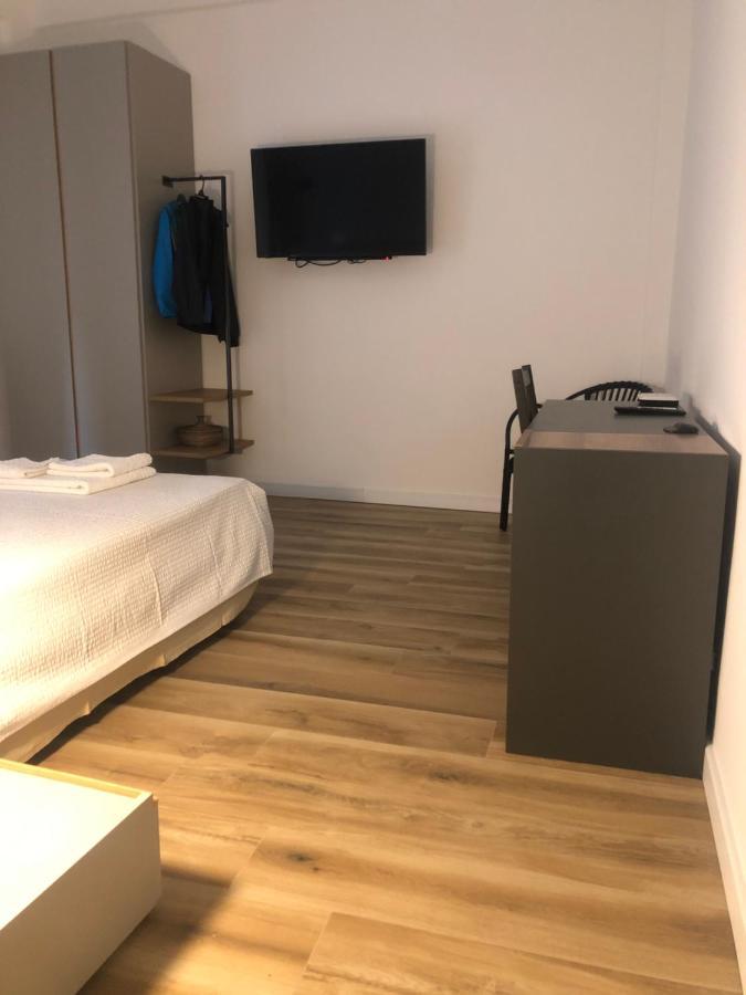A Due Passi Dalla Scalinata Rooms Caltagirone Bagian luar foto